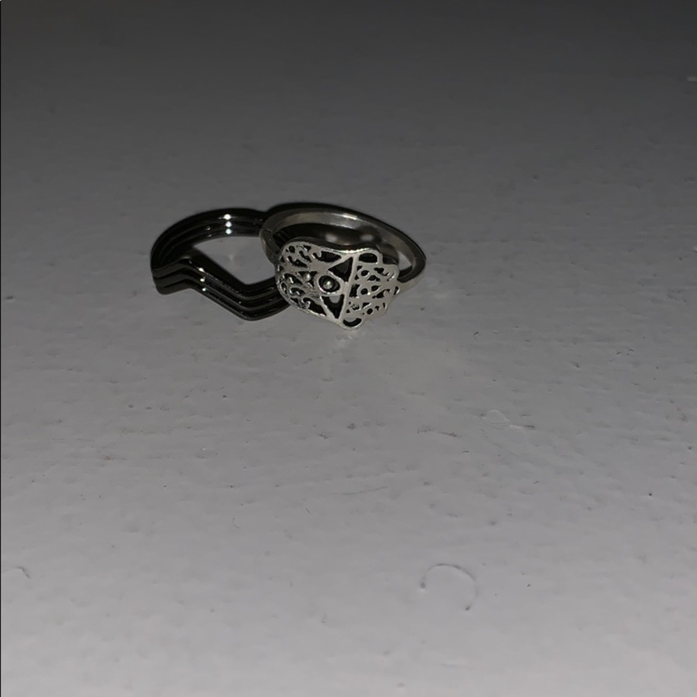 Black ring & Silver ring